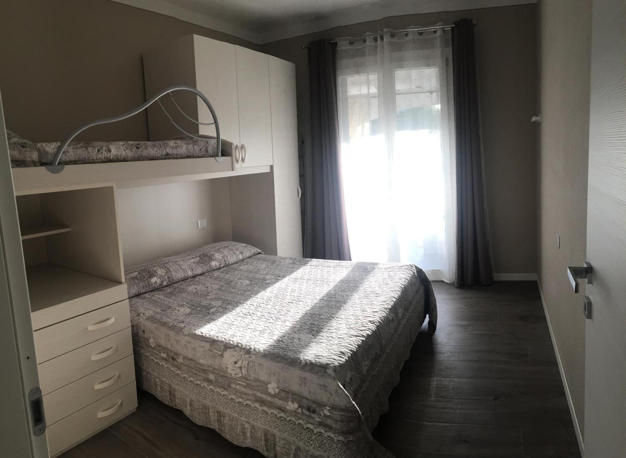 Residence Elegance Ville Ed Appartamenti A Porto Pino Exterior foto